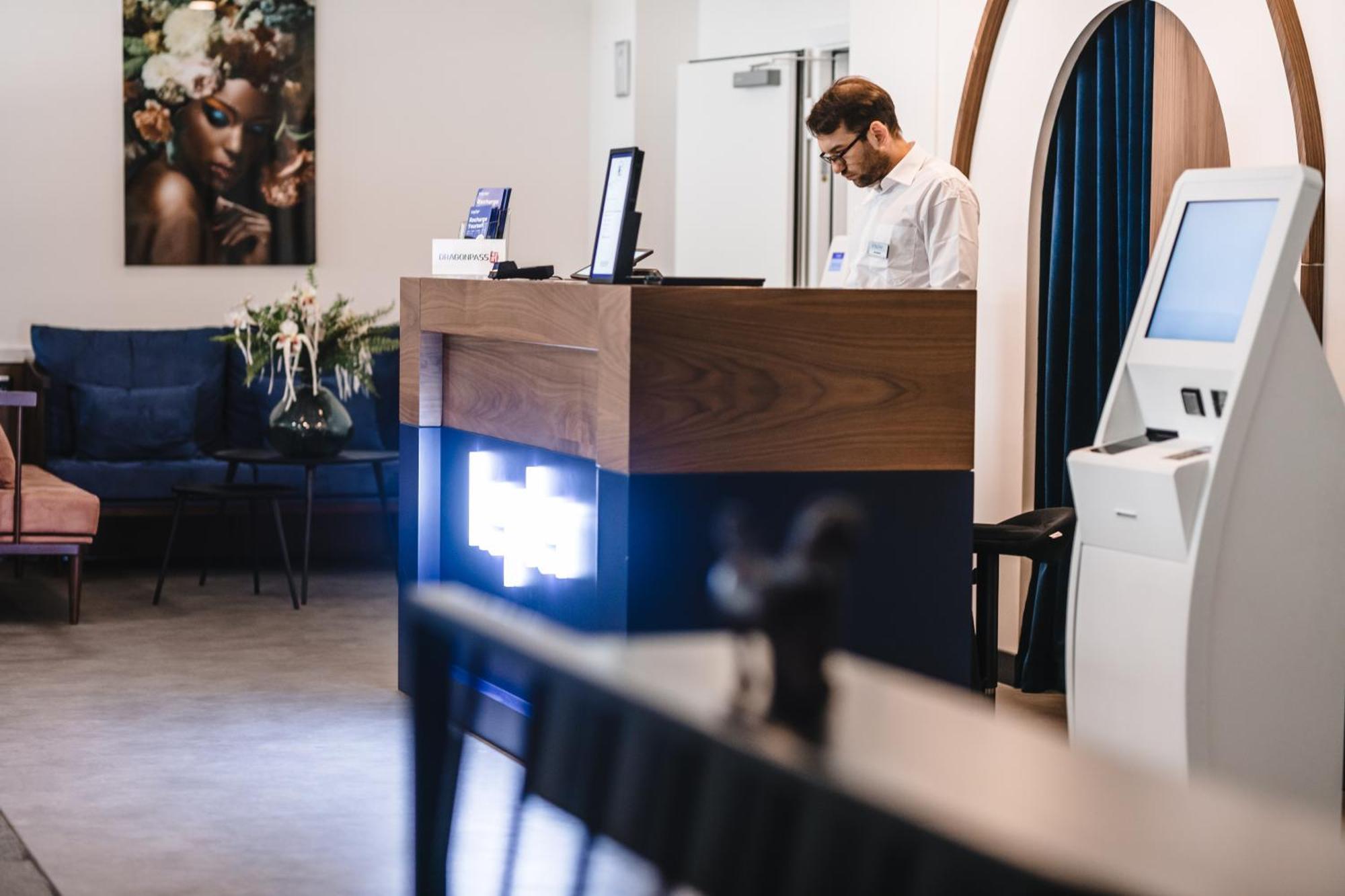 Kepler Club Riga Airport Hotel - Landside Public Area Ieki Exterior foto